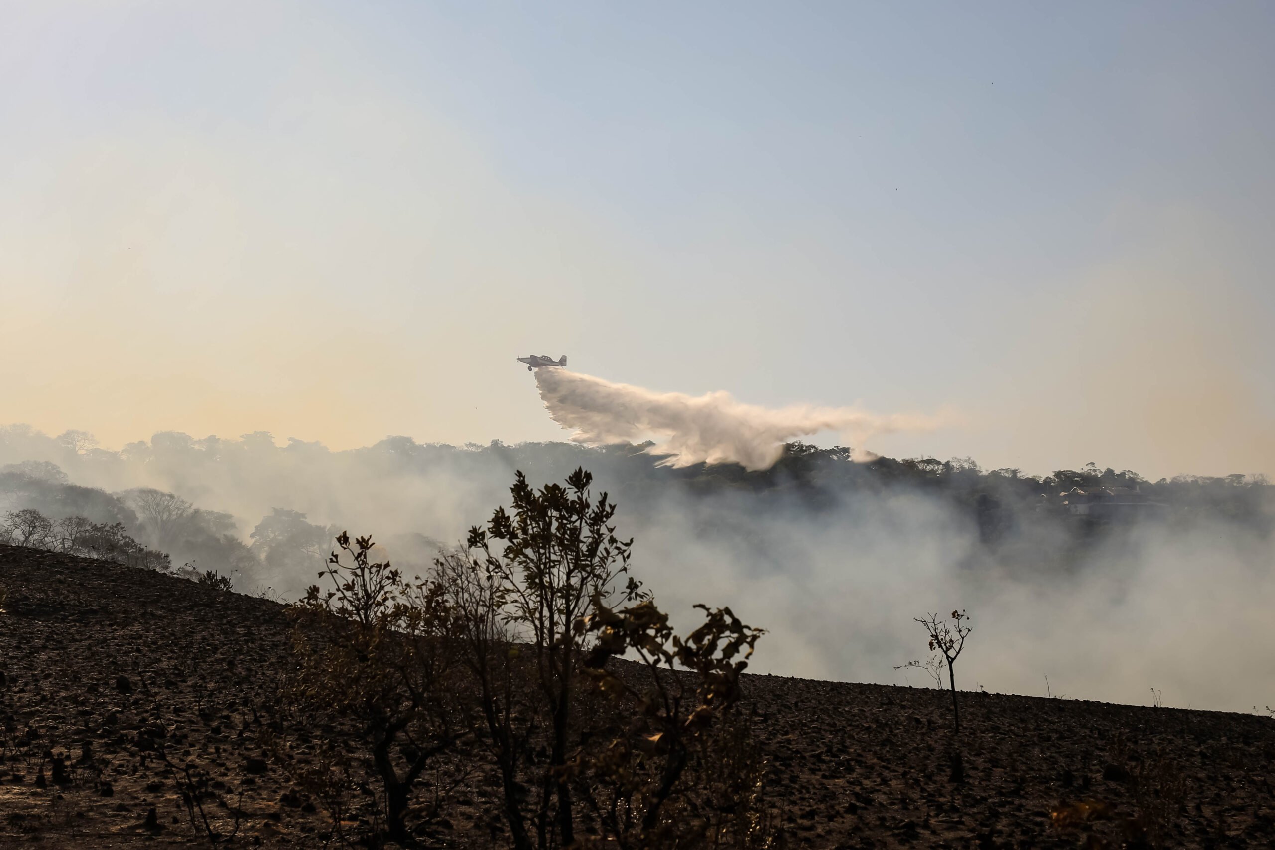 Mato Grosso usa quase 4 milhões de litros de água para incêndios