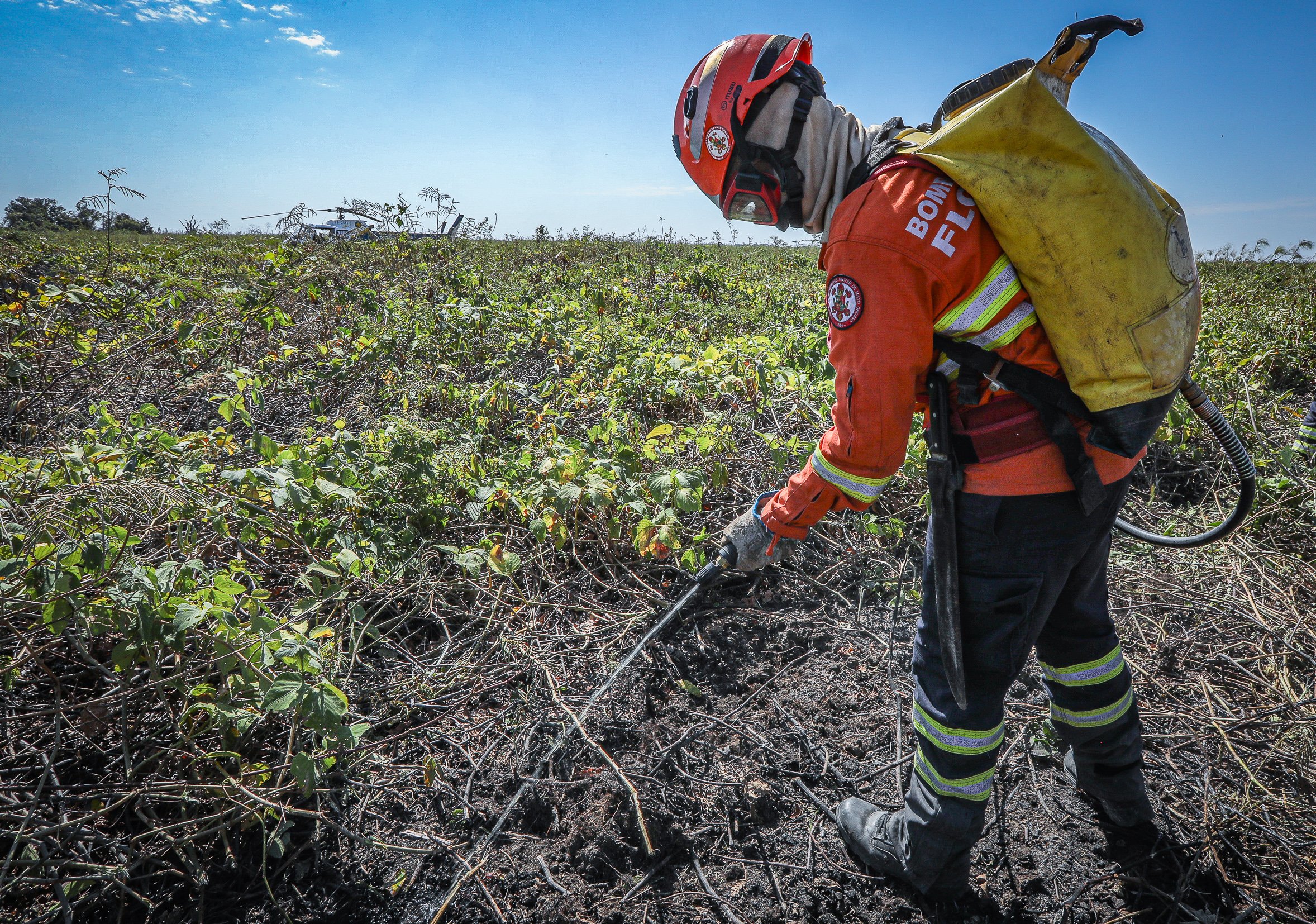 Combate à incêndios no Pantanal