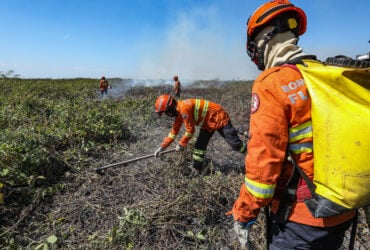 Combate à incêndios no Mato Grosso