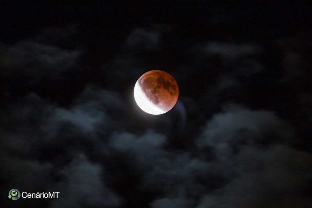 Guia de como assistir ao Eclipse Lunar Total de 14 de marco de 2025